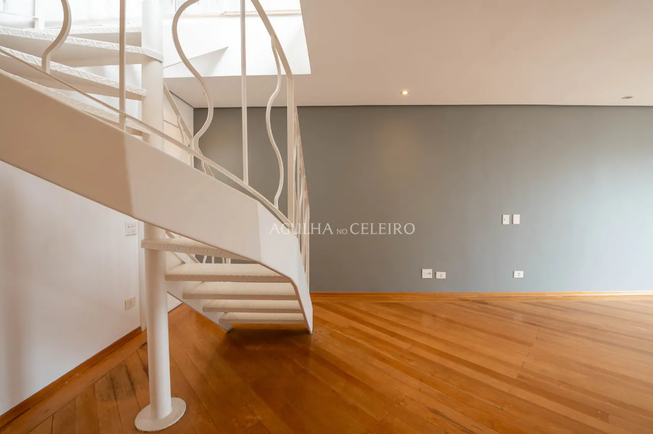 Uma cobertura duplex com vista maravilhosa à venda em Pinheiros. – 10082