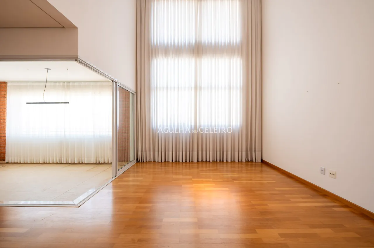 Duplex em Pinheiros de braços abertos para você ! – 10159