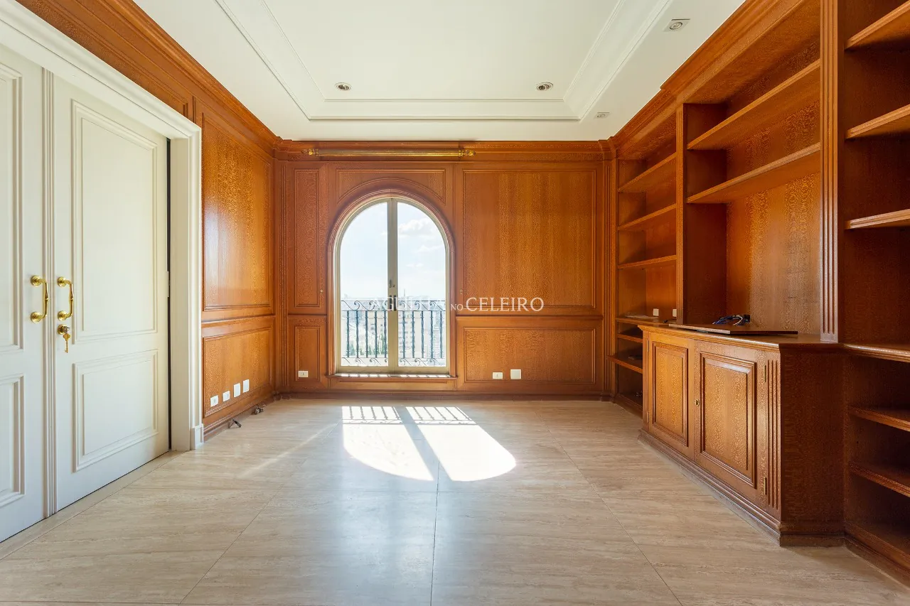 Cobertura ampla de estilo clássico e arquitetura imponente à venda no Jardim América – 13159 - _MG_5010