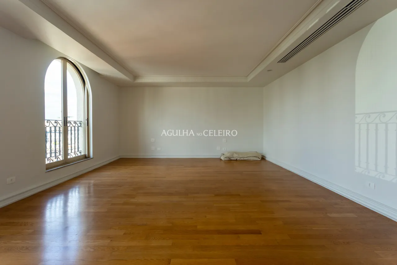 Cobertura ampla de estilo clássico e arquitetura imponente à venda no Jardim América – 13159 - _MG_5302