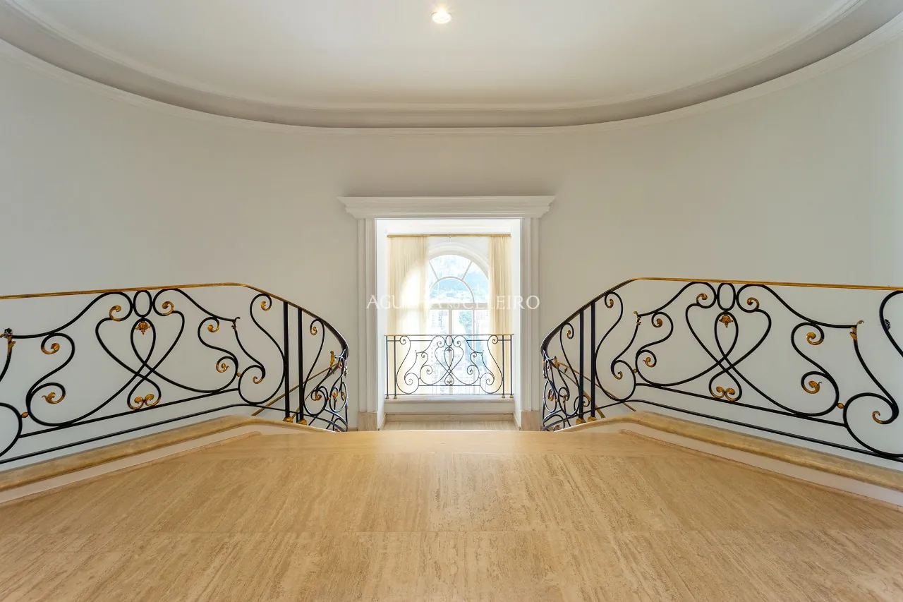 Cobertura ampla de estilo clássico e arquitetura imponente à venda no Jardim América – 13159 - _MG_5369