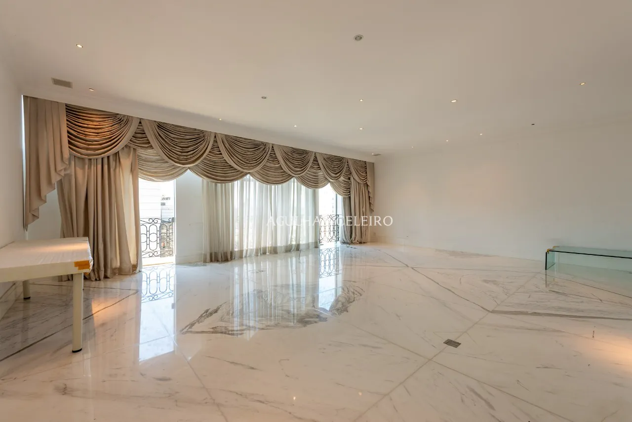 Cobertura em edíficio Lindenberg para venda no Jardim Paulista. – 16832