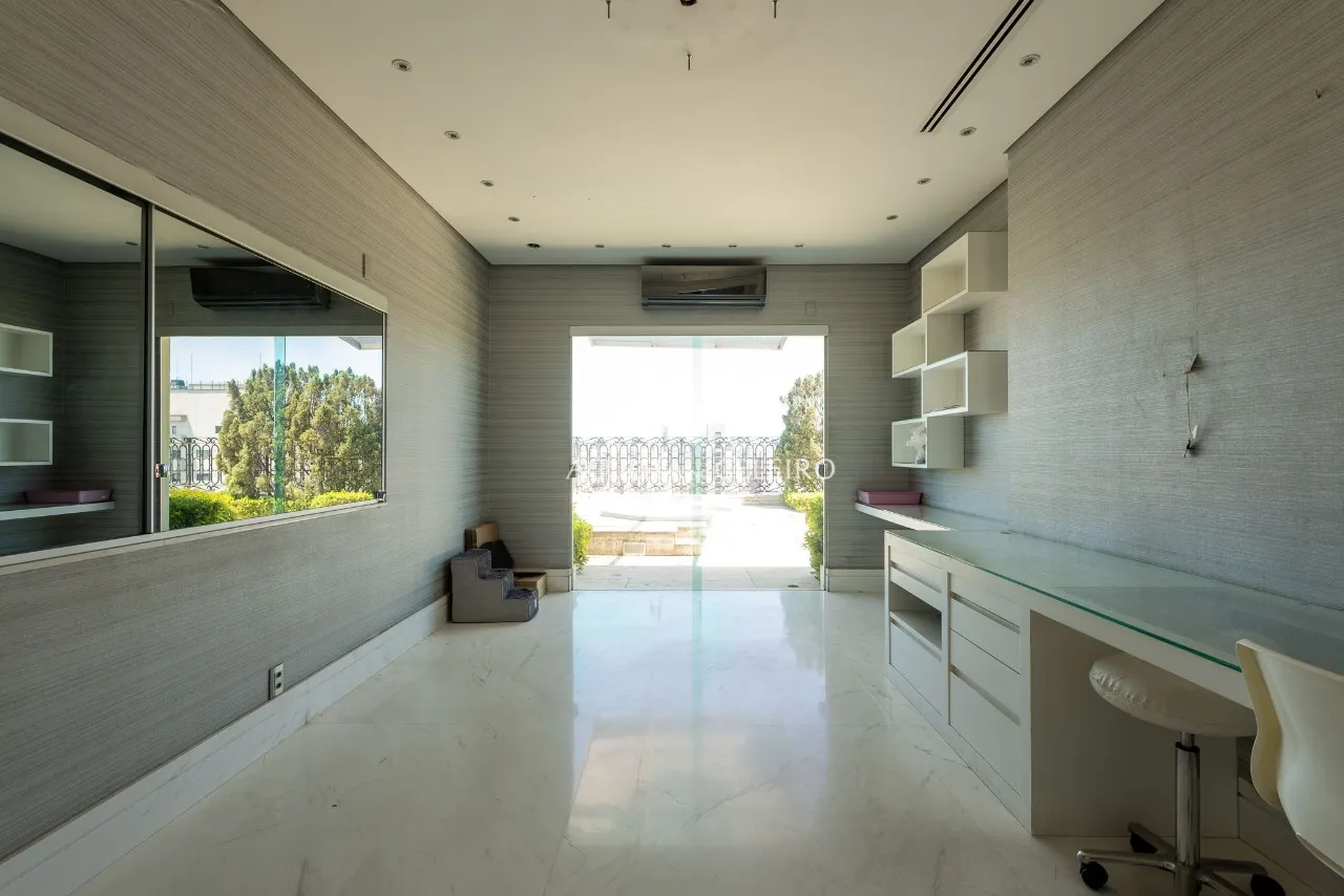 Cobertura em edíficio Lindenberg para venda no Jardim Paulista. – 16832