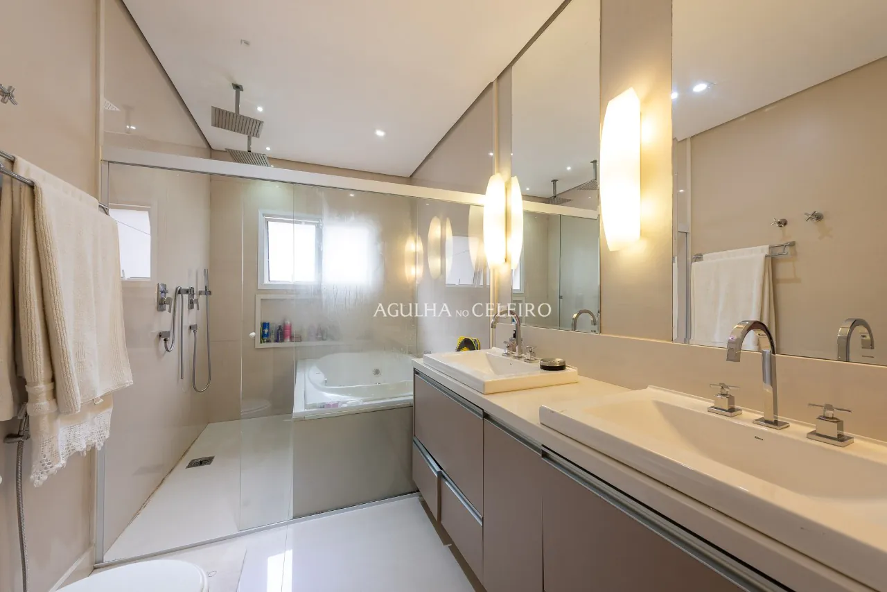 Charme, funcionalidade e uma localização privilegiada na Vila Olimpia. – 16903