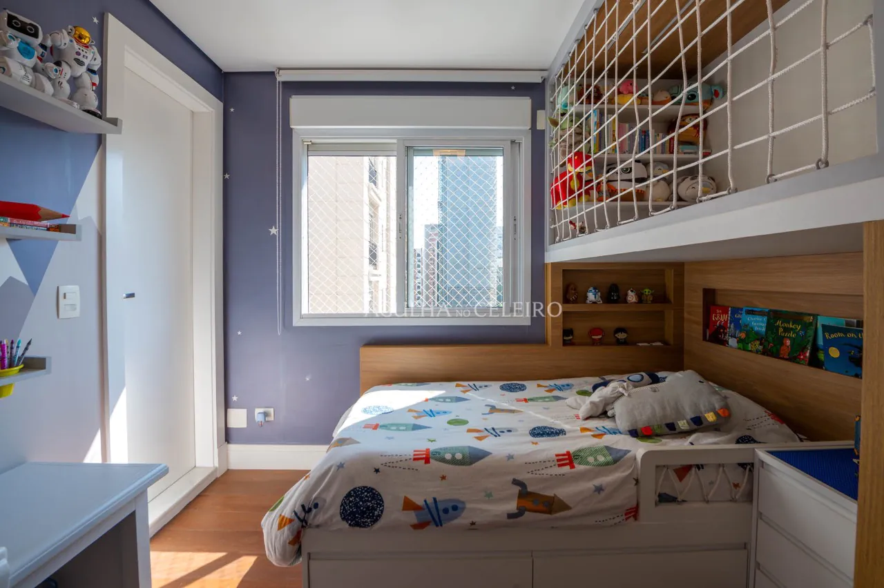 Apartamento reformado à venda Vila Nova Conceição – 17102