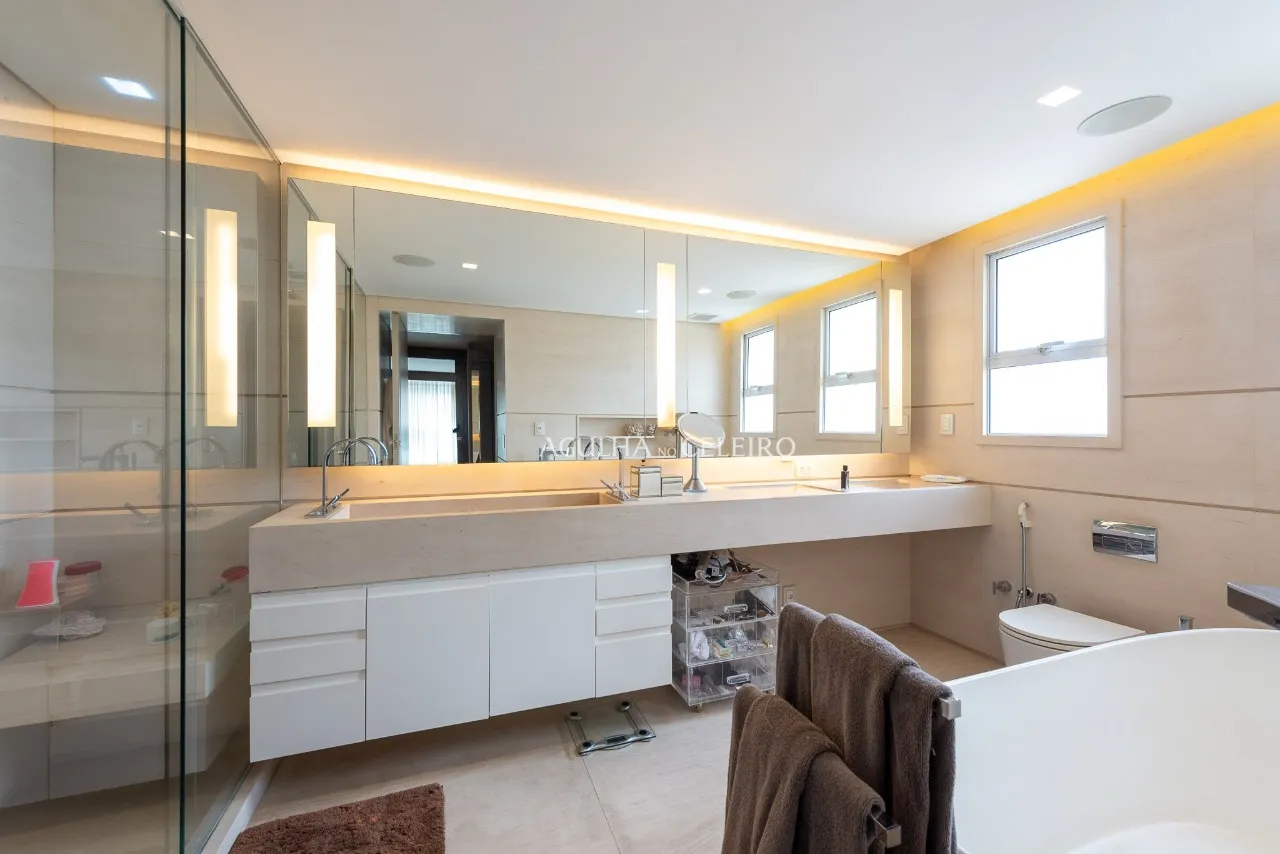 Apartamento elegante com varanda gourmet à venda em Moema – 19823