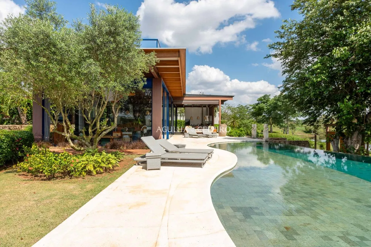 Casa maravilhosa à venda na Fazenda Boa Vista – 20145