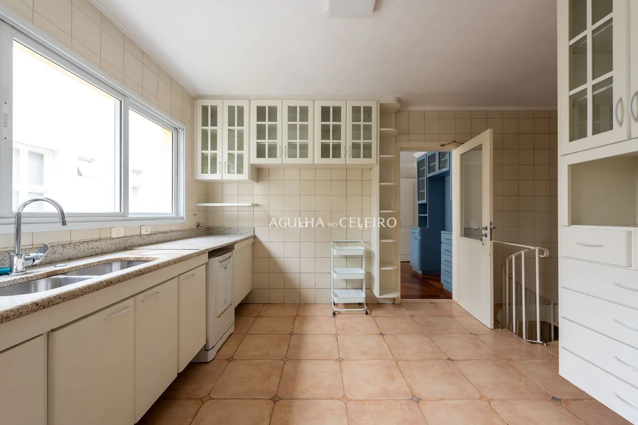 Casa à venda – Exclusividade e conforto no Jardim Guedala – 20277