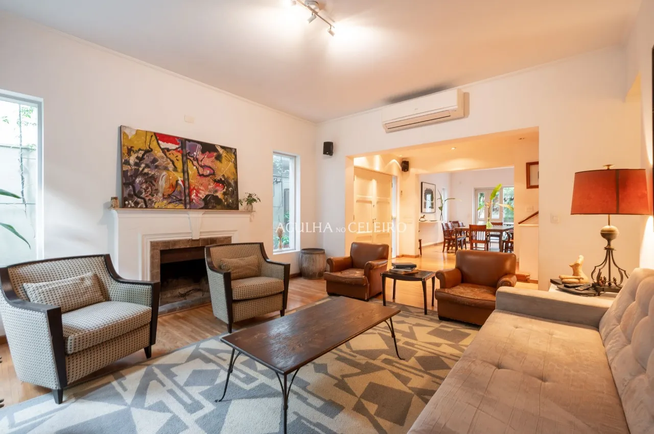 Casa no Jardim Europa, próxima ao Iguatemi – 20301