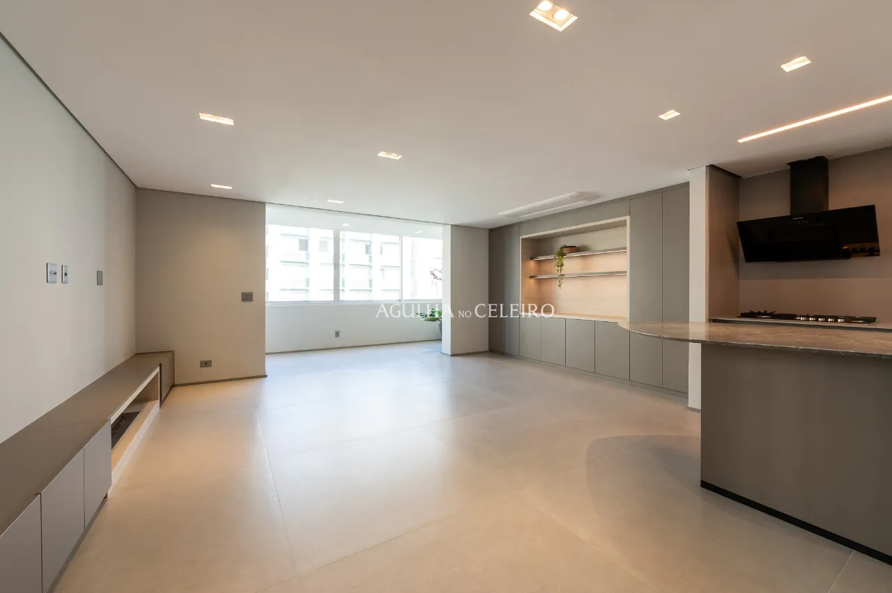 Apartamento moderno no Itaim Bibi, reformado e pronto para morar – 20363