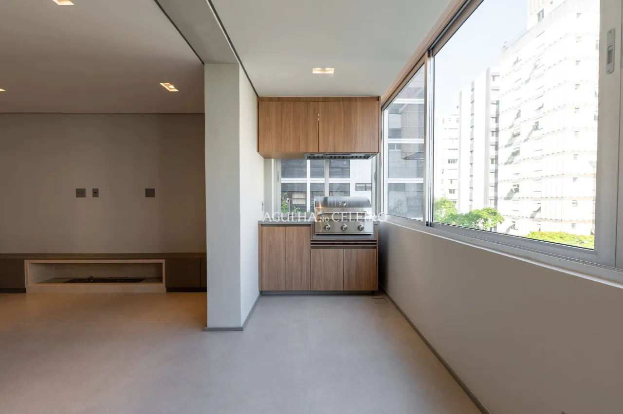 Apartamento moderno no Itaim Bibi, reformado e pronto para morar – 20363