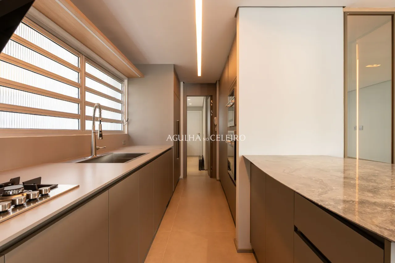 Apartamento moderno no Itaim Bibi, reformado e pronto para morar – 20363