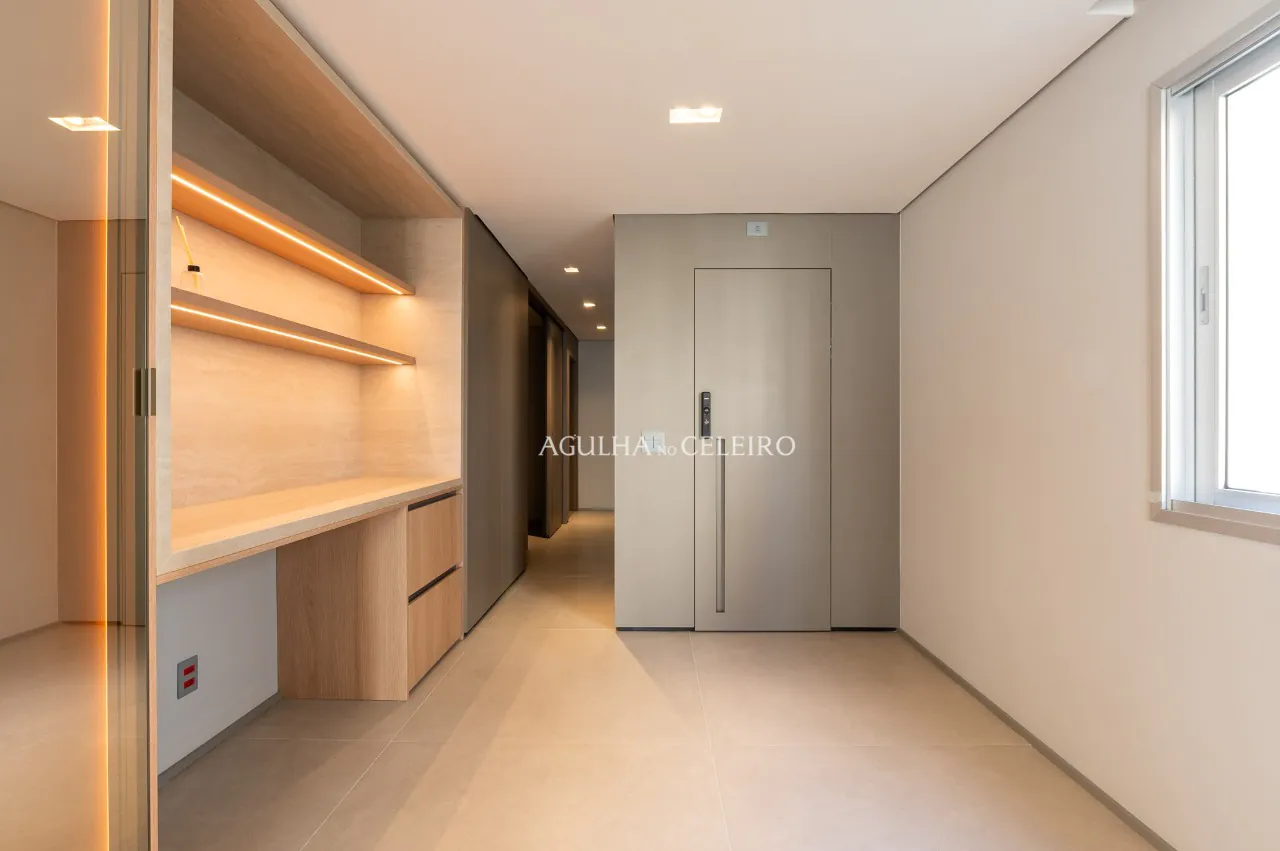 Apartamento moderno no Itaim Bibi, reformado e pronto para morar – 20363