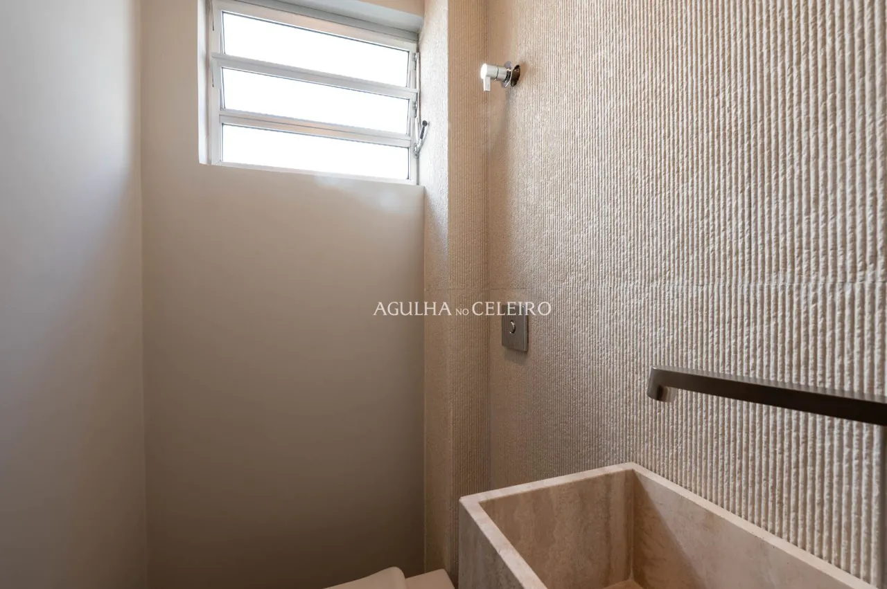 Apartamento moderno no Itaim Bibi, reformado e pronto para morar – 20363