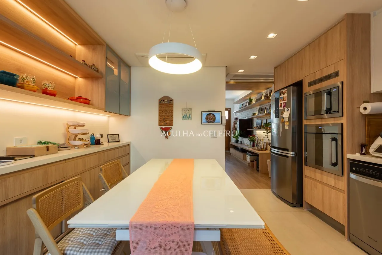 Um refúgio moderno em uma vila charmosa. – 20386