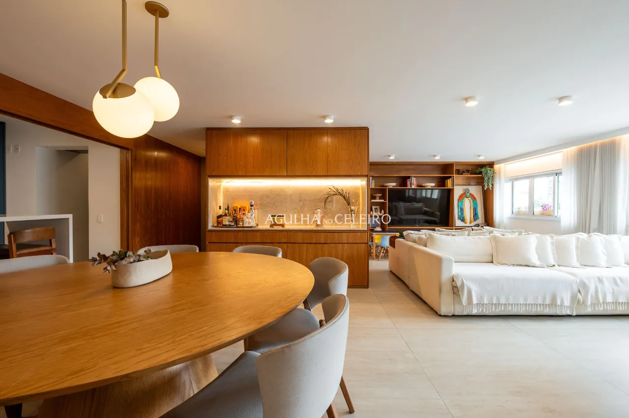 LIndo apartamento com reforma de muito bom gosto – 20409