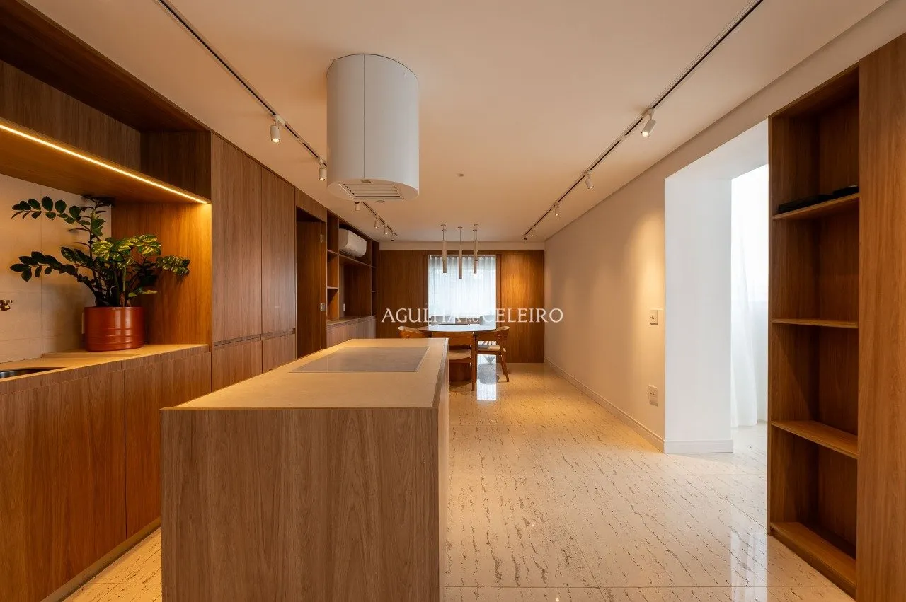 Linda cobertura com área gourmet e jacuzzi a venda na Vila Madalena – 20516