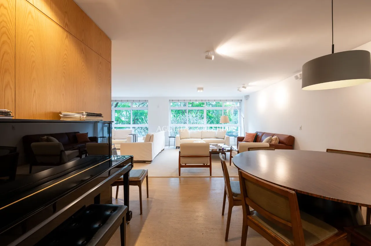 Apartamento elegante e espaçoso à venda no Jardim Europa – 20518