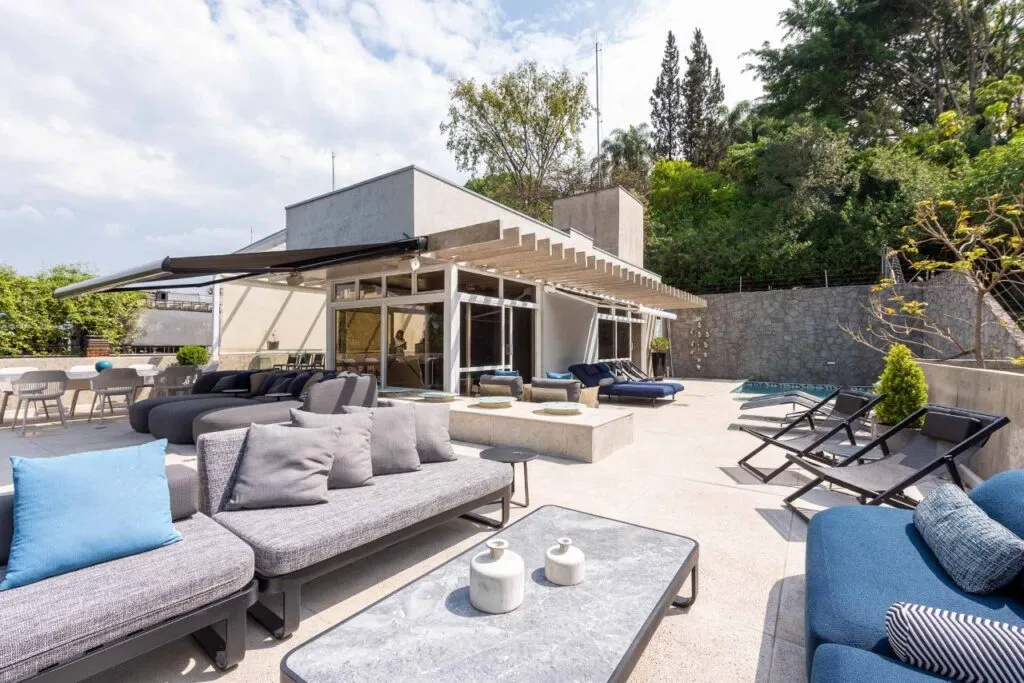 Casa em condomínio à venda no Jardim Guedala. – 20552