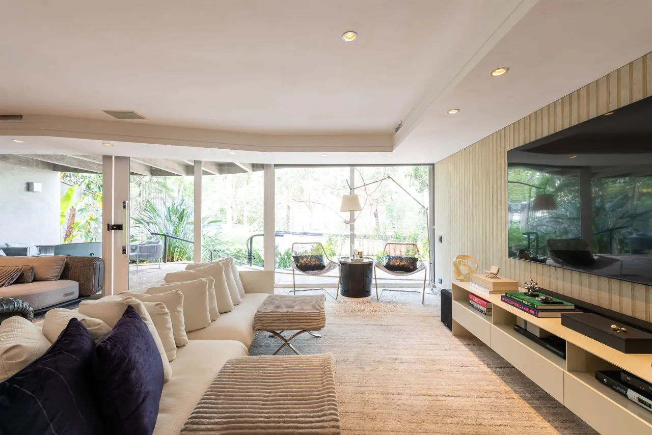 Casa em condomínio à venda no Jardim Guedala. – 20552