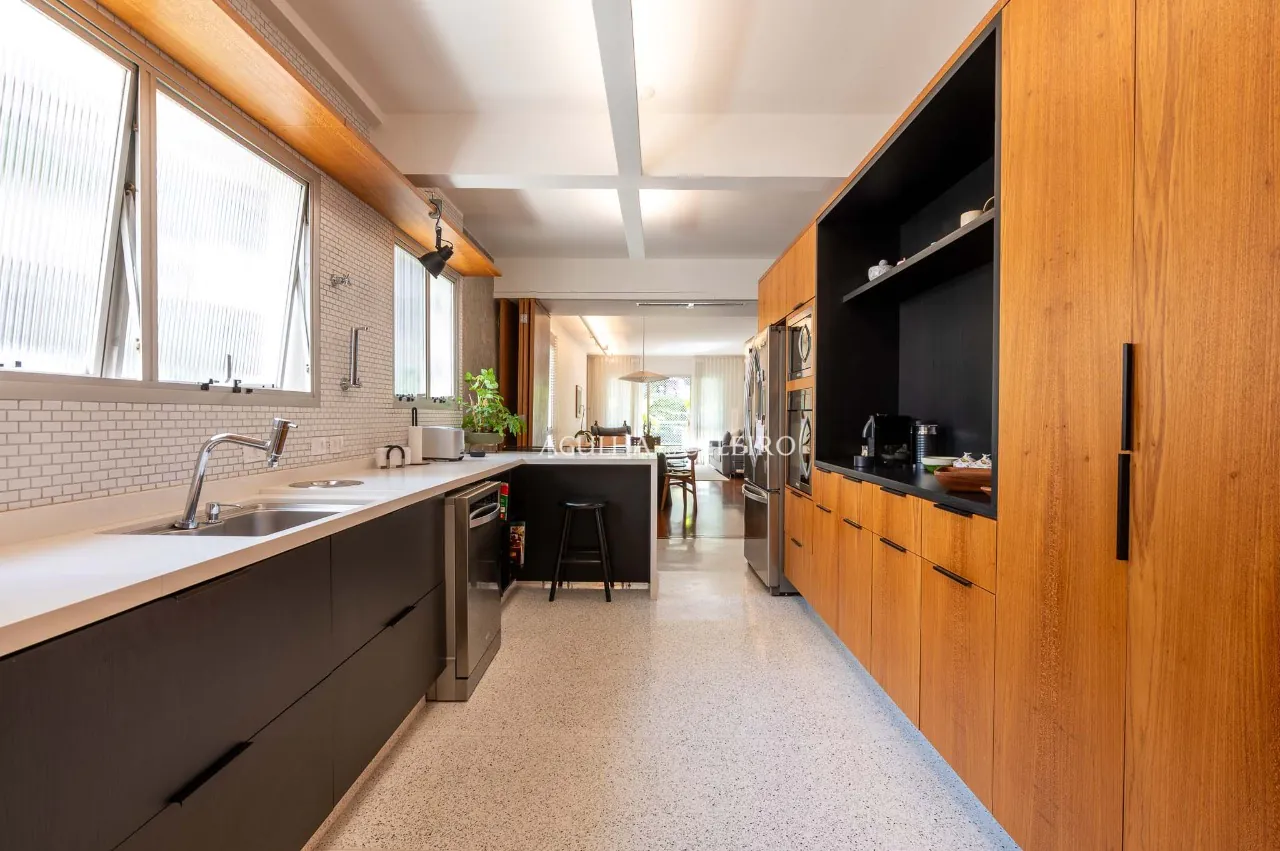 Apartamento encantador à venda em Moema – 20572