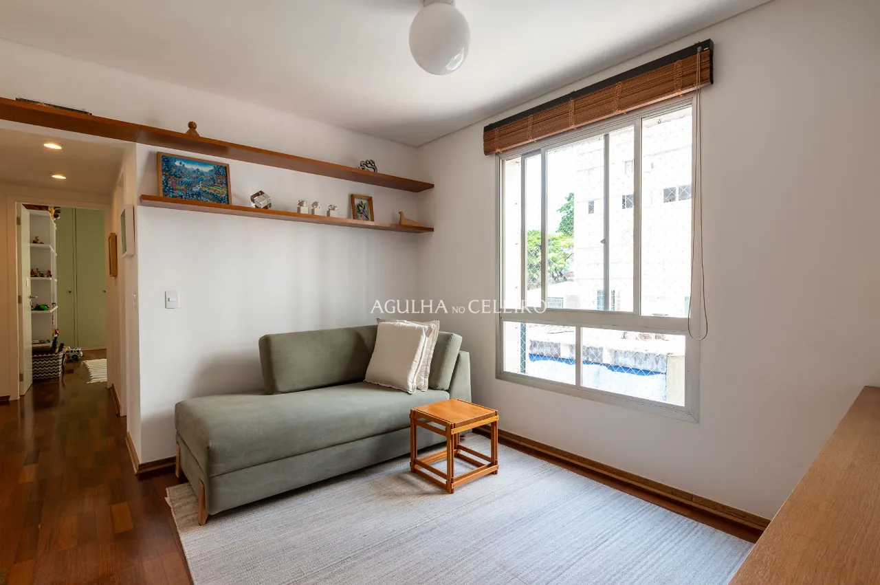 Apartamento encantador à venda em Moema – 20572