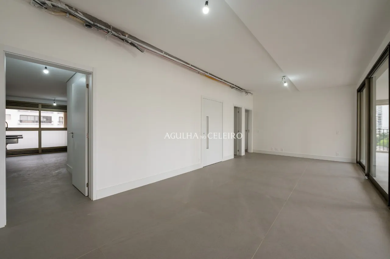 Apartamento Sofisticado na Melhor Rua da Vila Nova Conceicao – 20573