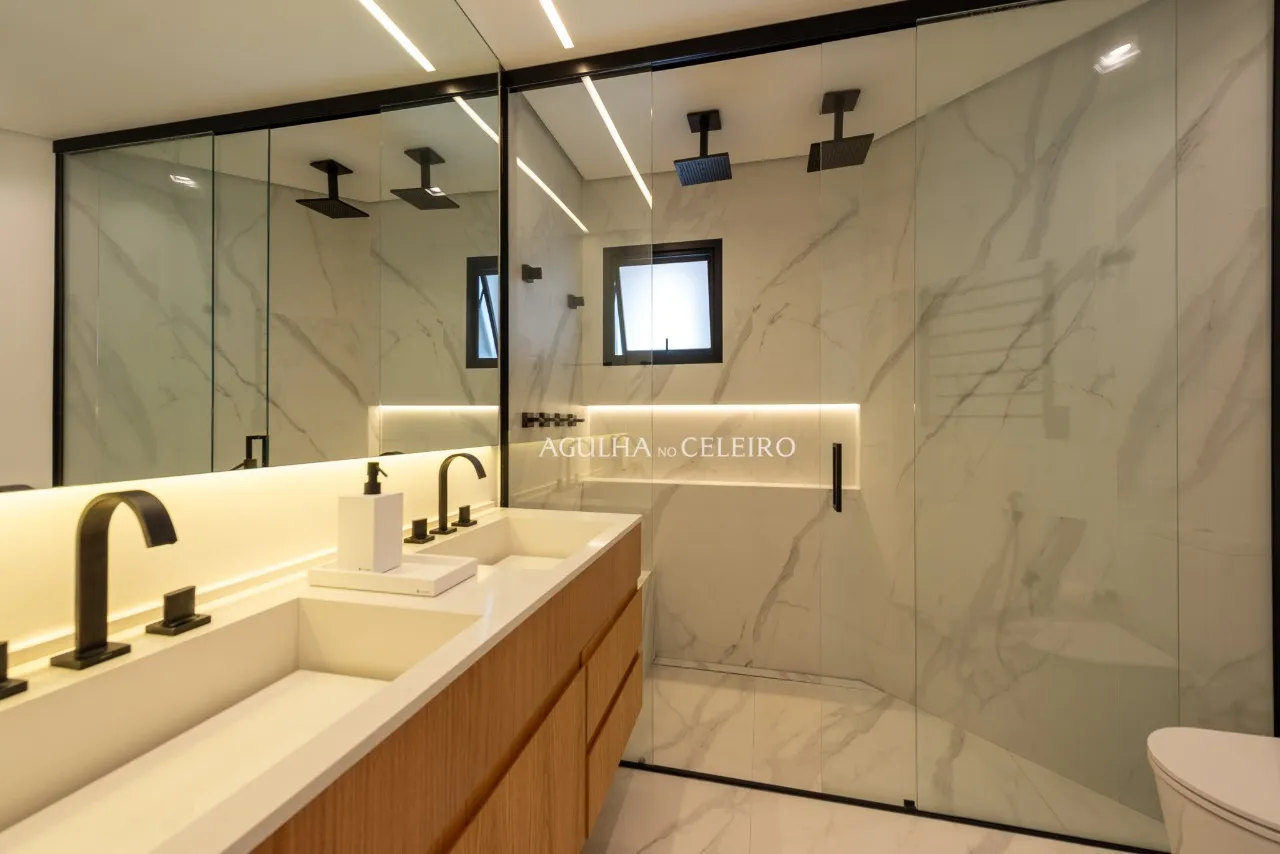 Apartamento duplex recém reformado no Campo Belo – 20583