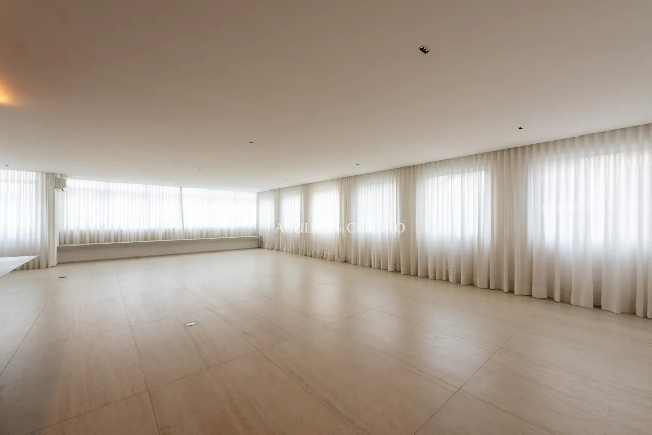 Apartamento reformado e com planta bem distribuída no Jardim Paulista – 20596