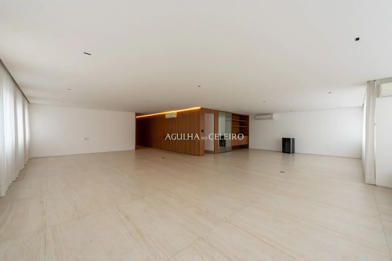 Apartamento reformado e com planta bem distribuída no Jardim Paulista – 20596