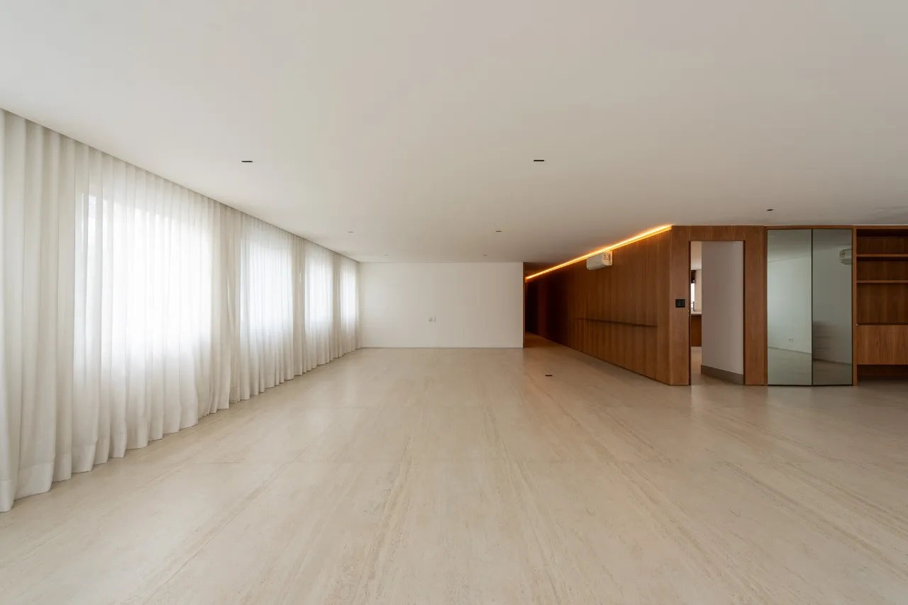 Apartamento reformado e com planta bem distribuída no Jardim Paulista – 20596