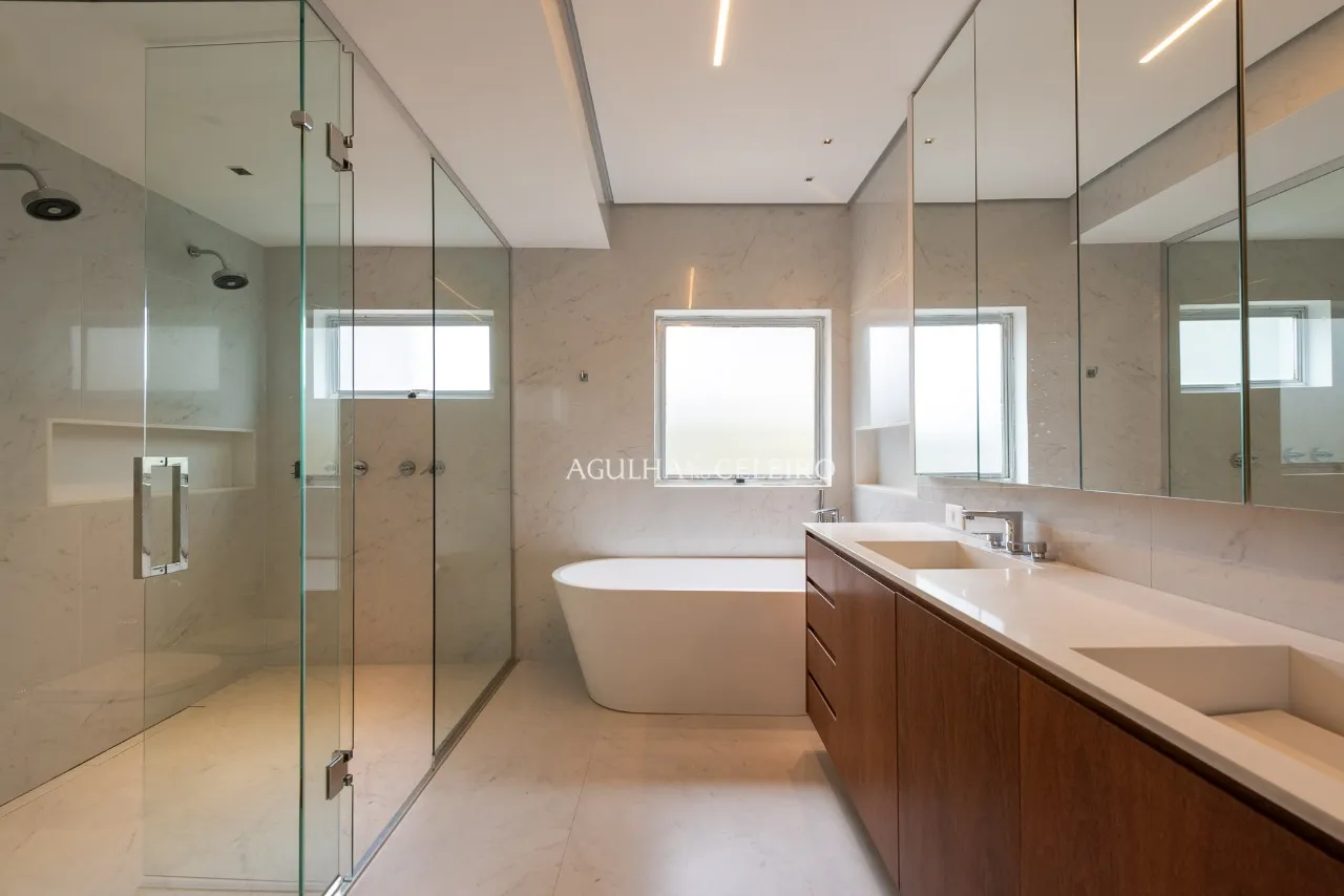 Apartamento reformado e com planta bem distribuída no Jardim Paulista – 20596