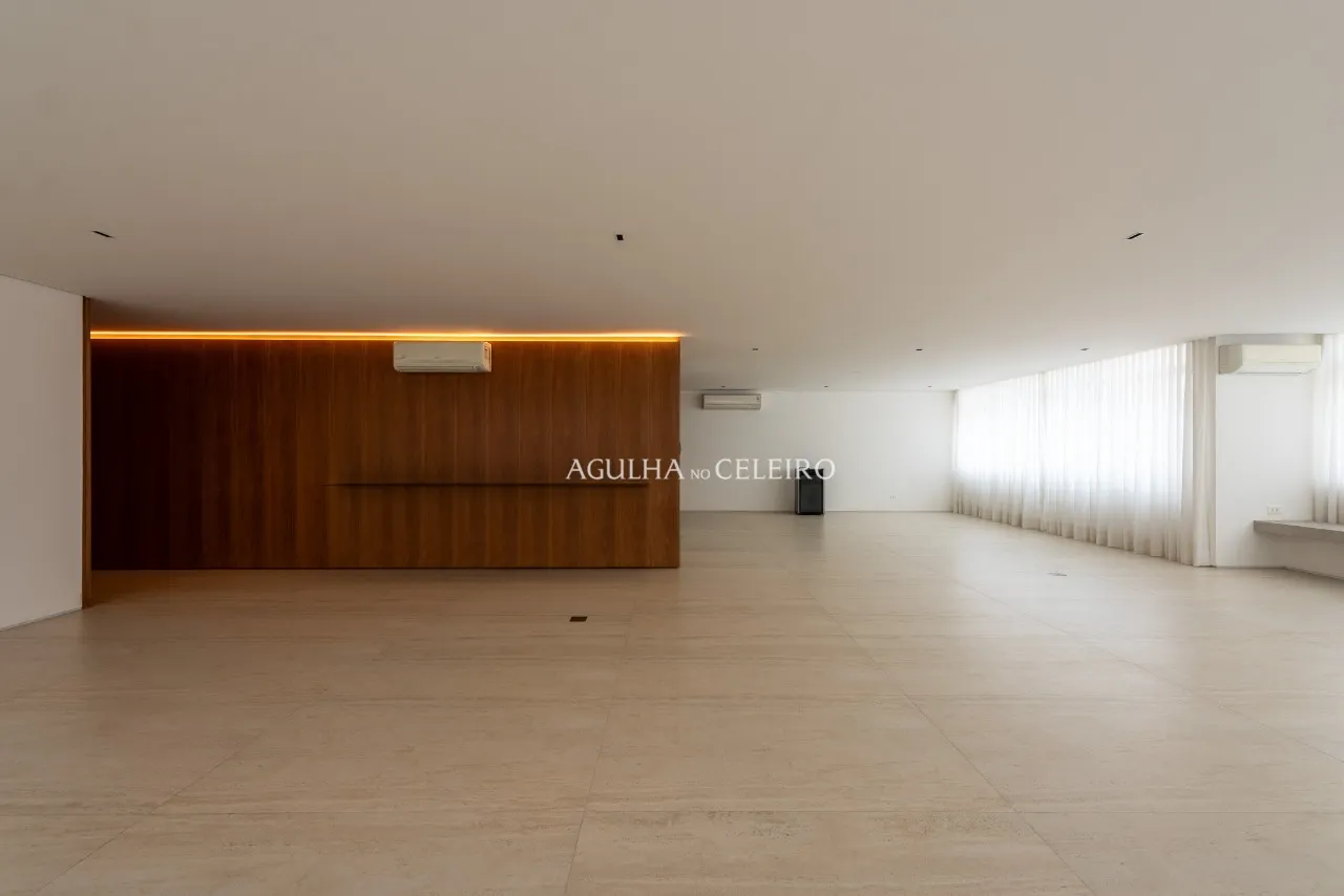 Apartamento reformado e com planta bem distribuída no Jardim Paulista – 20596