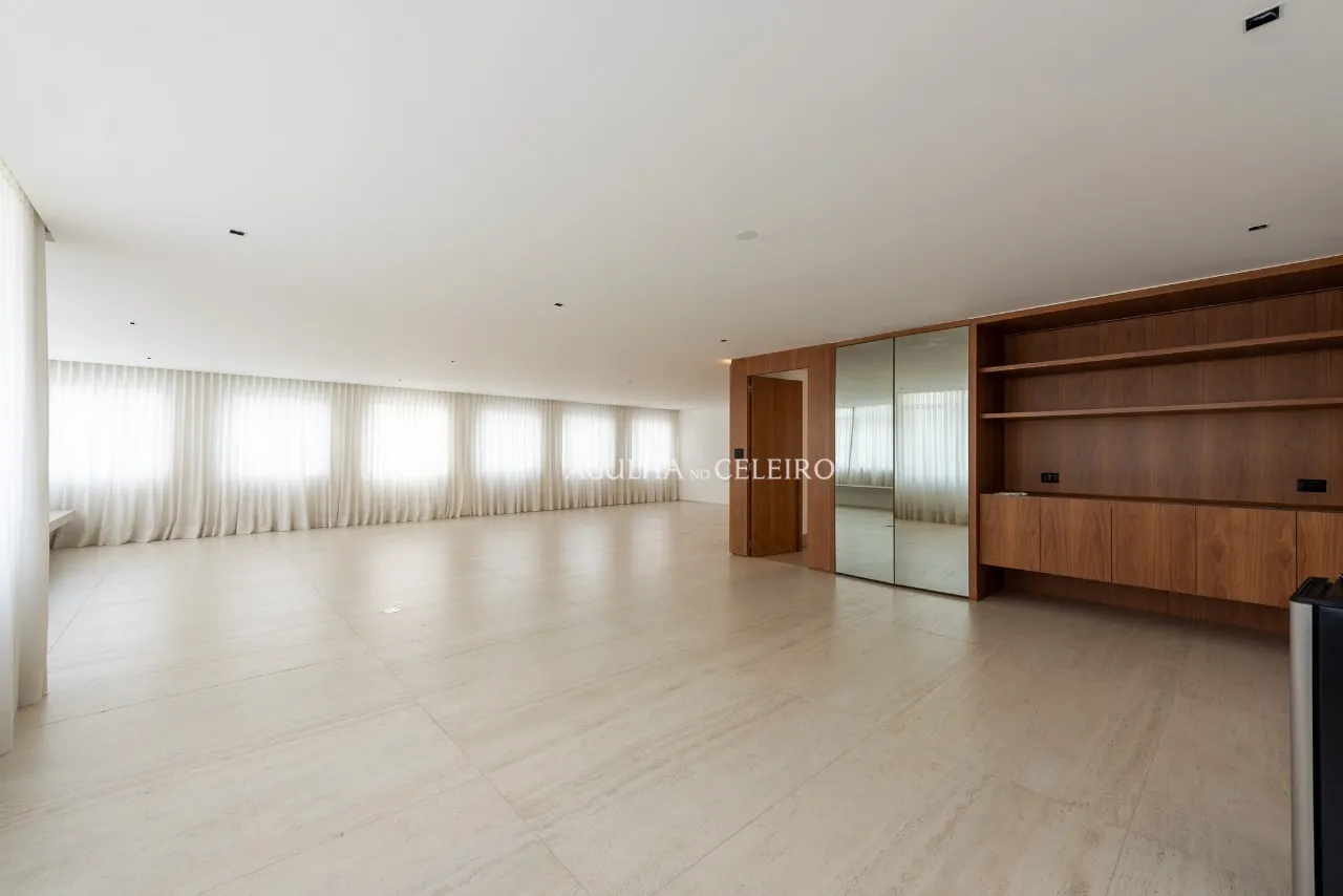 Apartamento reformado e com planta bem distribuída no Jardim Paulista – 20596