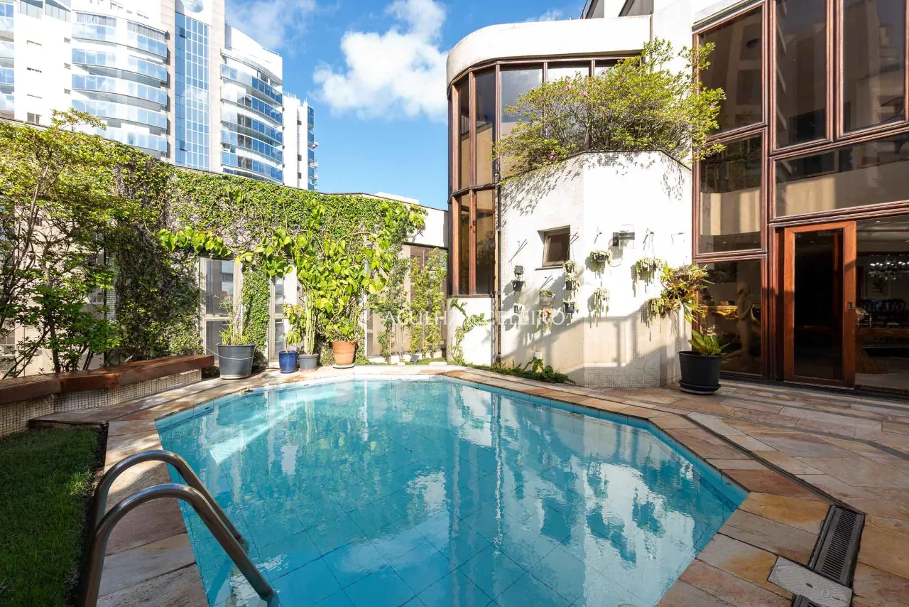 Cobertura com vista maravilhosa à venda no Paraíso – 20623