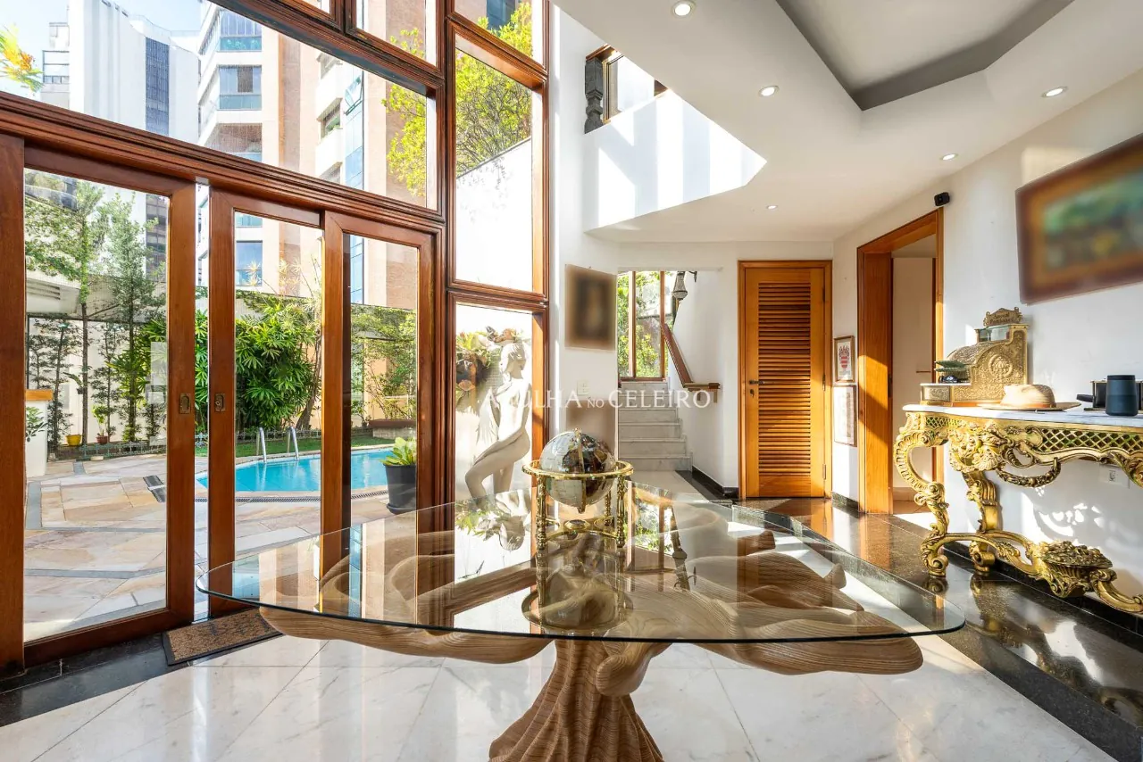 Cobertura com vista maravilhosa à venda no Paraíso – 20623