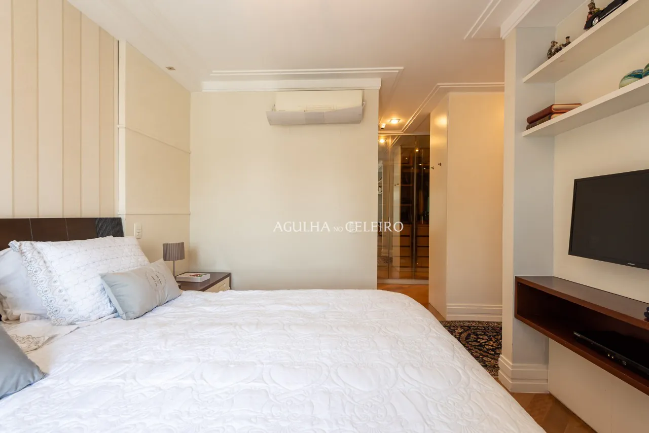 Apartamento no melhor condomínio à venda em Moema. – 20640