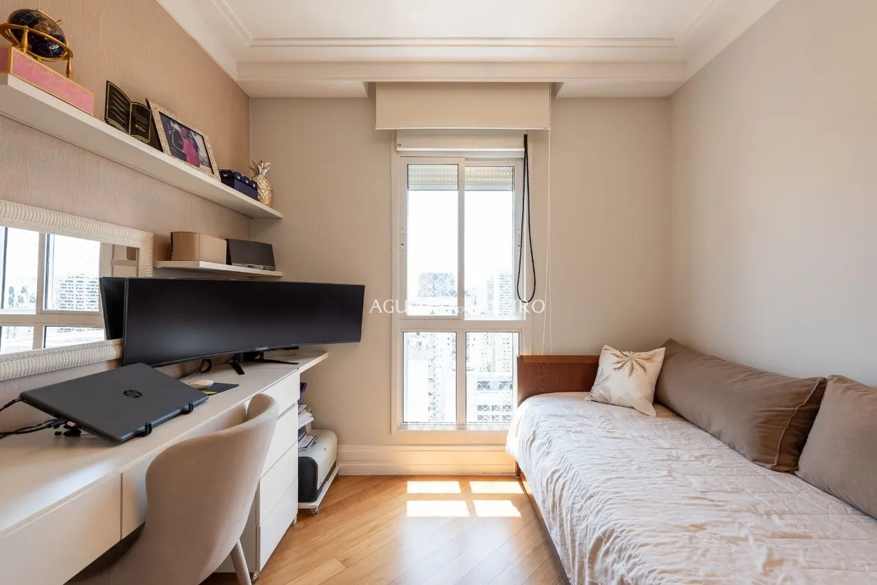 Apartamento no melhor condomínio à venda em Moema. – 20640