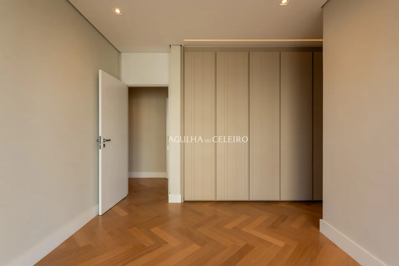 Apartamento de 290 m² em prédio novo à venda na Vila Nova Conceição. – 20642