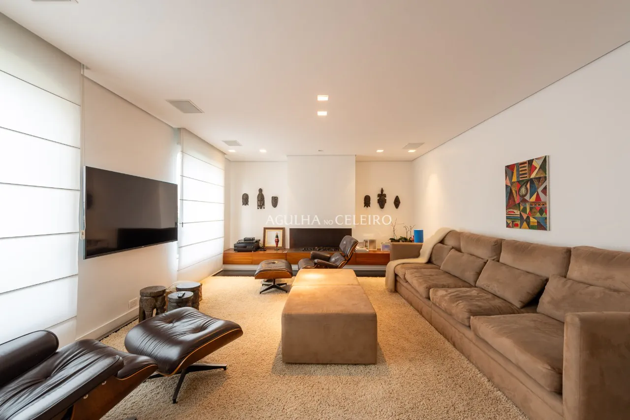 Apartamento amplo à venda em Alto de Pinheiros, próximo ao Parque Villa Lombos – 20643