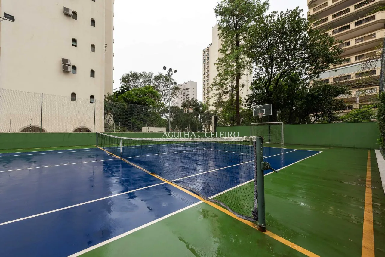 Apartamento amplo à venda em Alto de Pinheiros, próximo ao Parque Villa Lombos – 20643