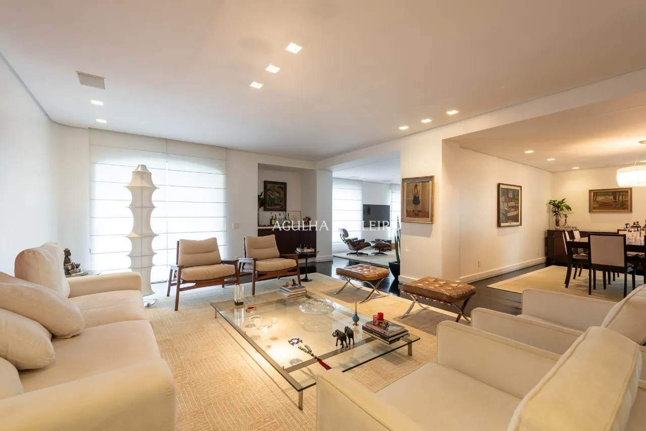 Apartamento amplo à venda em Alto de Pinheiros, próximo ao Parque Villa Lombos – 20643