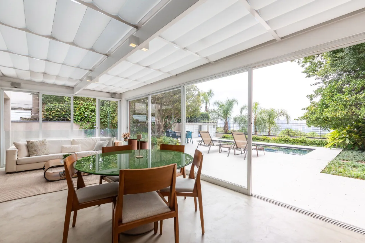 Casa em rua fechada com vista para o Jockey no Jardim Guedala – 20672