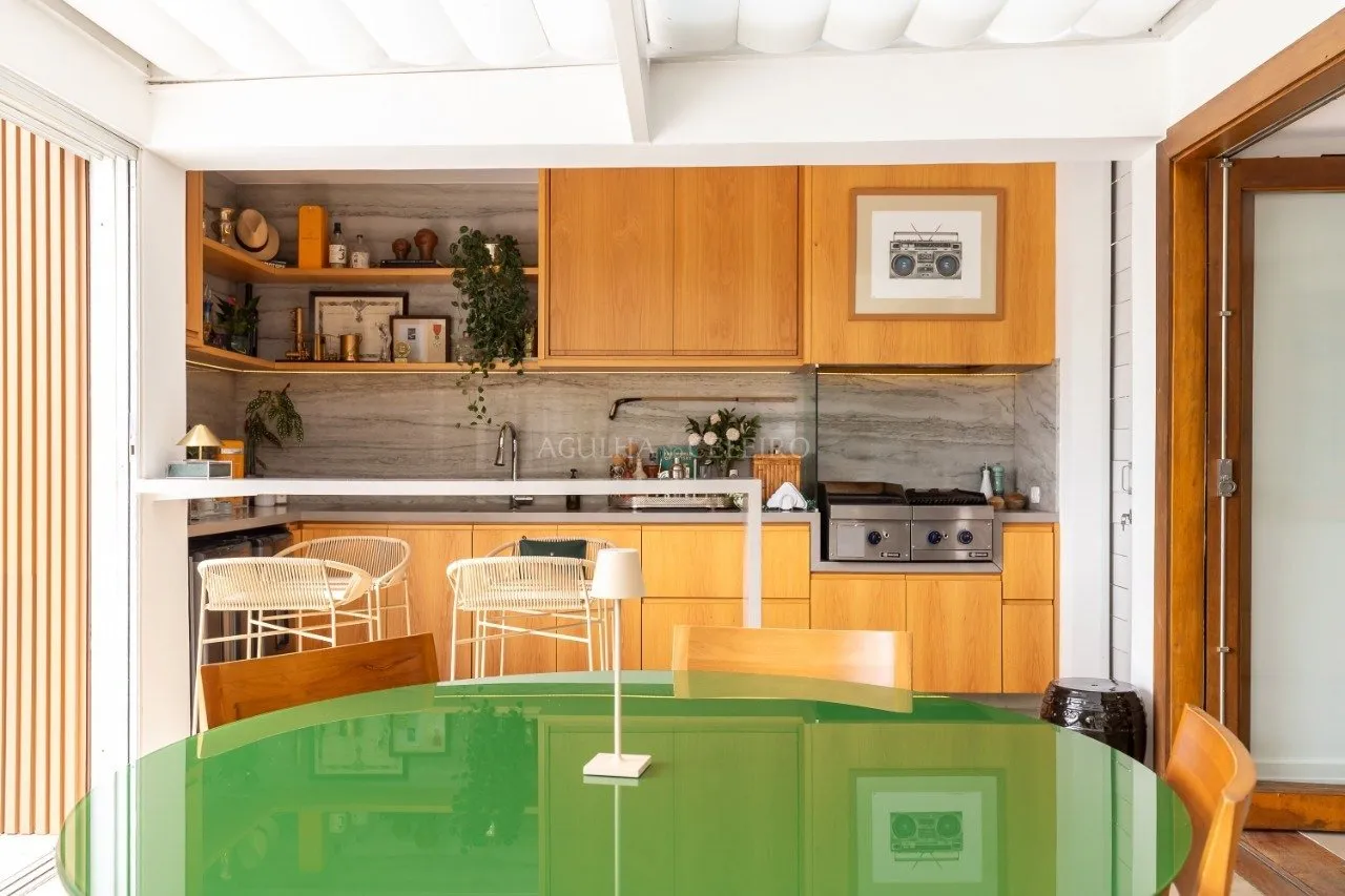 Casa em rua fechada com vista para o Jockey no Jardim Guedala – 20672