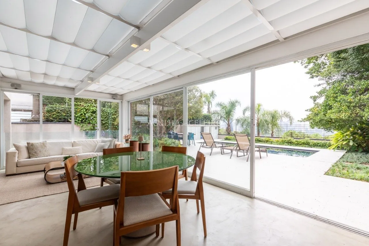 Casa em rua fechada com vista para o Jockey no Jardim Guedala – 20672