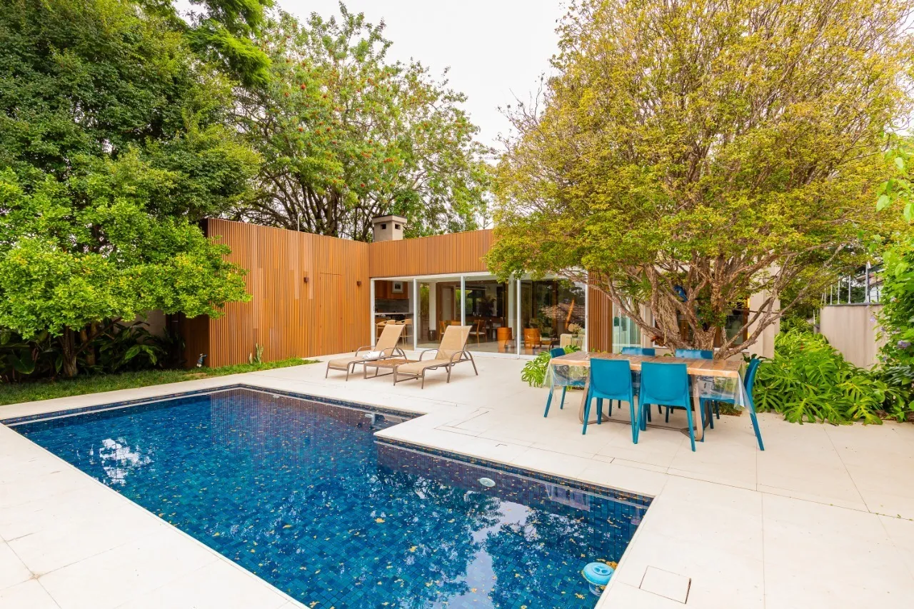 Casa em rua fechada com vista para o Jockey no Jardim Guedala – 20672