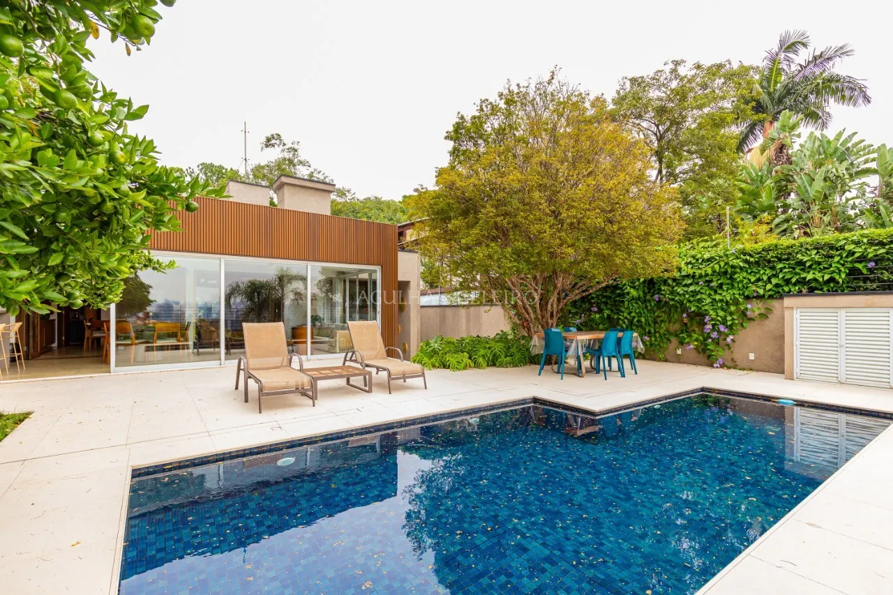 Casa em rua fechada com vista para o Jockey no Jardim Guedala – 20672