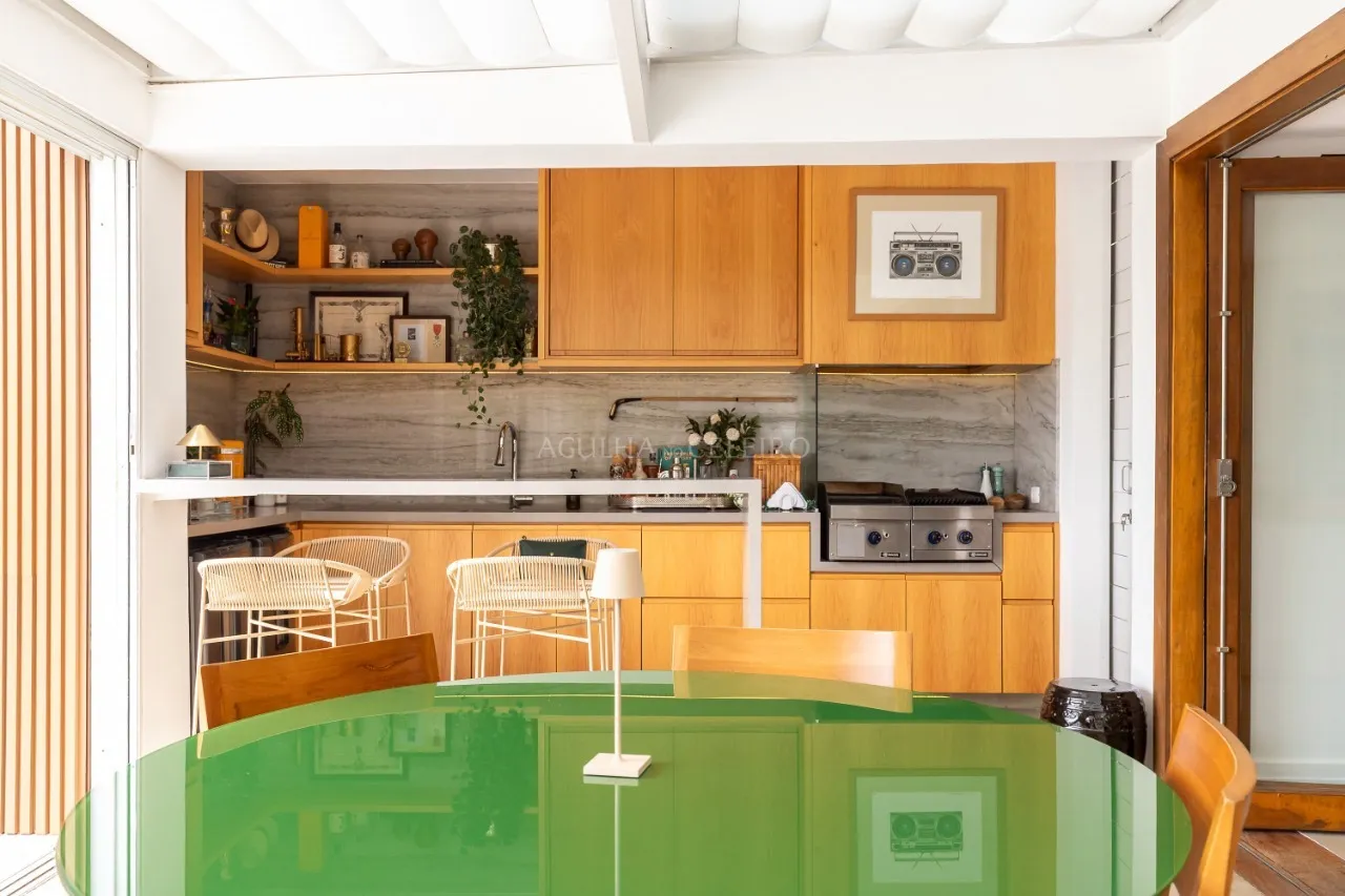 Casa em rua fechada com vista para o Jockey no Jardim Guedala – 20672