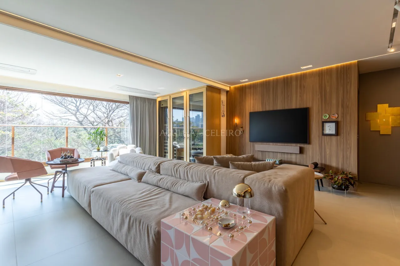 Apartamento novo e mobiliado no Campo Belo. – 20675