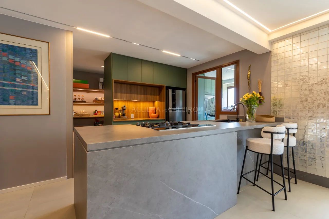 Apartamento novo e mobiliado no Campo Belo. – 20675